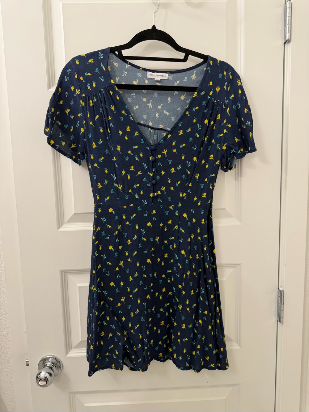 Navy Floral V-Neck Short Sleeve Dress